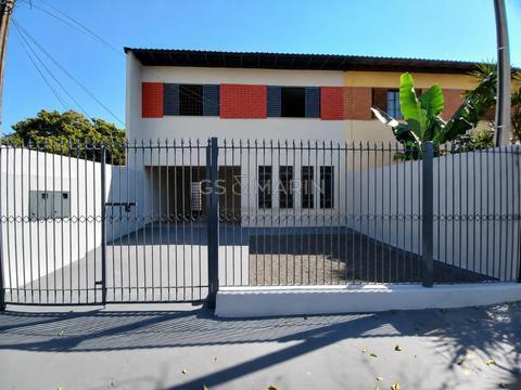Casa com 03 quartos na região do Centro Cívico de Londrina para alugar