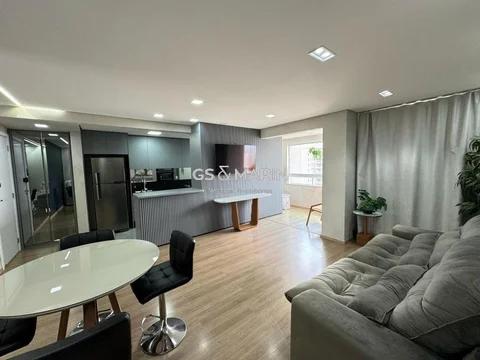 Apartamento em andar alto e com varanda gourmet à venda no Ed. Cosmopolitan Residence, na Gleba Palhano