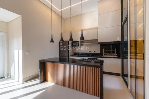 Casa com 3 quartos e 135m² à venda no Condomínio Villa Noah, região sul de Londrina