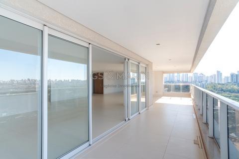 Apartamento à venda no Ed. La Torre, no Bela Suiça