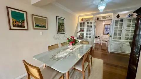 Apartamento à venda no Ed. Caramuru, Centro