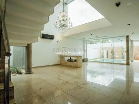 Casa à venda no Condomínio Alphaville II, em Londrina