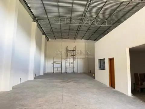 Galpão novo com 307,51m² para locação em Londrina