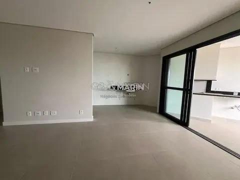 Apartamento à venda no Ed. Odyssey, em Londrina