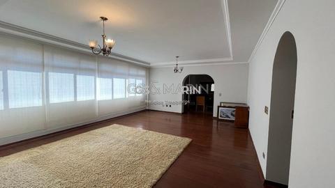 Apartamento à venda no Ed. Marques de Olinda, em Londrina